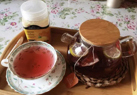 冷泡水果茶用冷水泡吗(水果冷泡茶怎么泡)