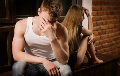 男人出轨后就没财运是真的吗(出轨的男人没有结果)