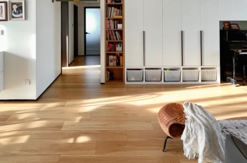 不找装修公司自己装修的话辛苦吗(装修找装修公司好还是自己装)