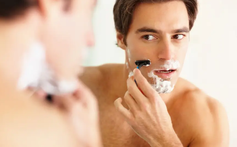 胡子刮不干净还有黑茬正常吗(刮完胡子有黑茬怎么办) 胡子刮不干净还有黑茬正常吗(刮完胡子有黑茬怎么办)