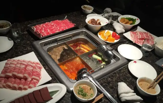 海底捞学生打折包括锅底吗(海底捞是学生打几折) 海底捞学生打折包括锅底吗(海底捞是学生打几折)