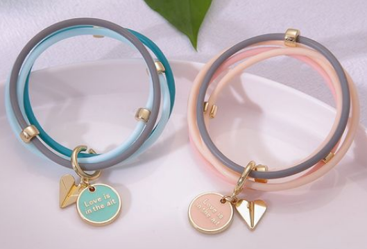 驱蚊手环要扎破吗(驱蚊子手环真管用吗) 驱蚊手环要扎破吗(驱蚊子手环真管用吗)