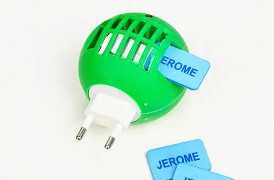 不同品牌电蚊香片可以通用吗(电蚊香片和普通蚊香哪个好)