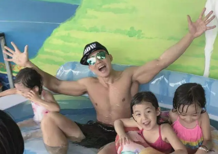 刘畊宏直播间在哪(刘畊宏直播间是他老婆吗) 刘畊宏直播间在哪(刘畊宏直播间是他老婆吗)