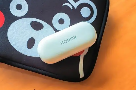 荣耀flypods3怎么样值得购买吗(荣耀flypods3续航怎么样)