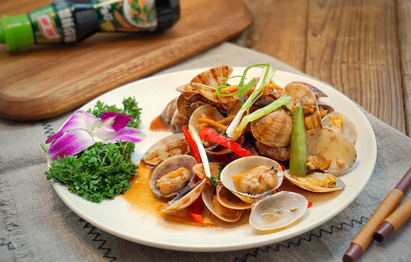 花甲里面有沙子吃了会结石吗(花甲吃多了会结石吗)