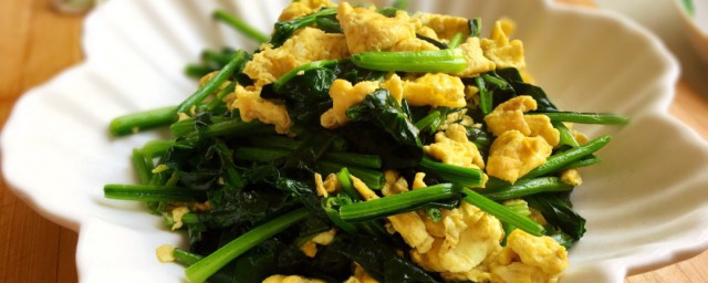 教你茼蒿炒鸡蛋的家常做法(鸡蛋炒茼蒿怎么做好吃)