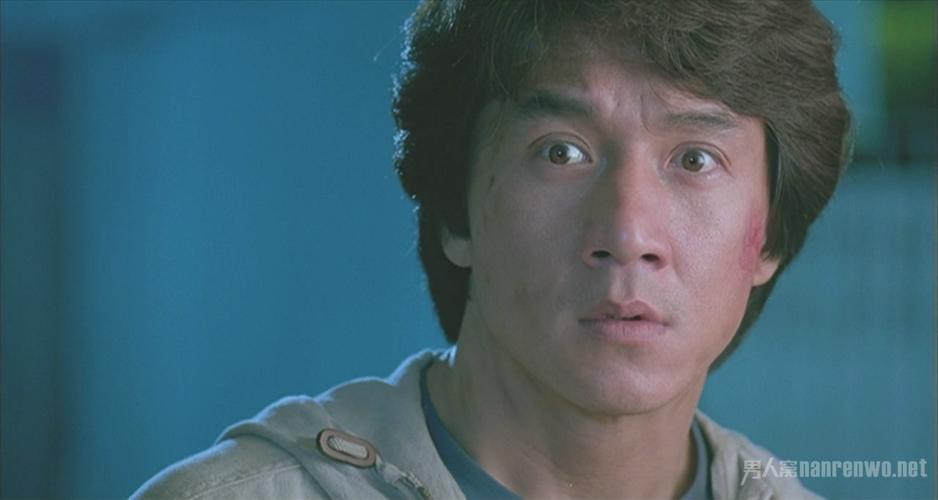 成龙真名叫什么，成龙哪里人(成龙真名叫什么名字?)