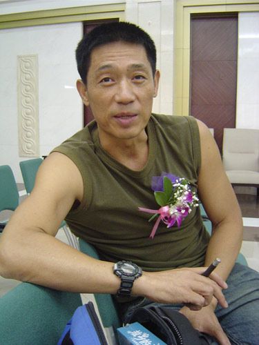 石凉电视剧，暖男的爱情与战争 电