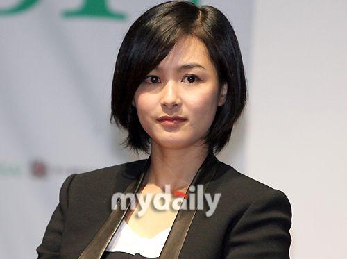 姜惠贞，申允珠(姜贞允韩国)