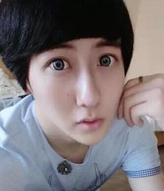 蛇精男视频，突然吓人的大蛇恶搞视(蛇恶搞视频大全)