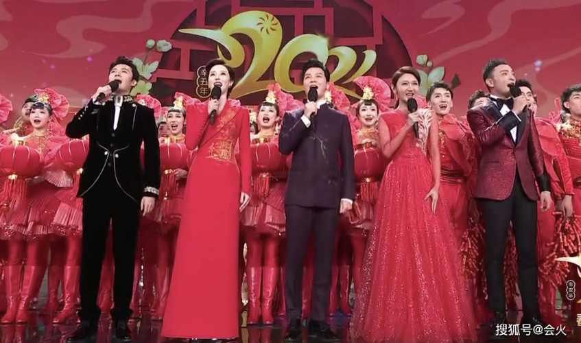 刘晓庆婚纱照，复古婚纱照(喜庆婚纱照)