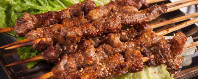 羊肉串怎么腌制(羊肉串怎么腌制比较嫩)