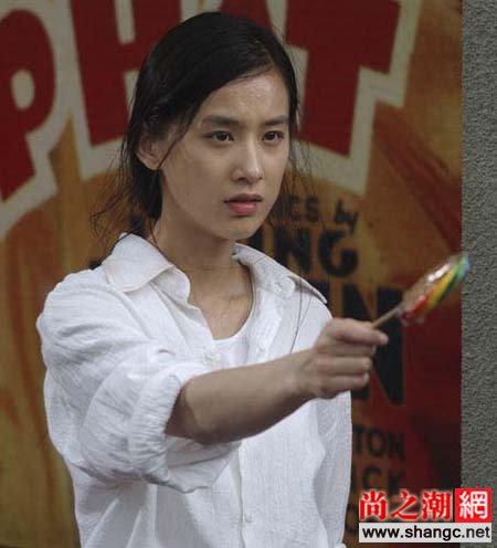 黄圣依拜师赵本山,黄圣依是赵本山(黄圣依跪拜赵本山后) 黄圣依拜师赵本山,黄圣依是赵本山(黄圣依跪拜赵本山后)