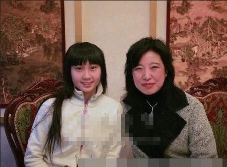 水均益杨迪，央视水均益去哪了(水均益和杨迪视频)