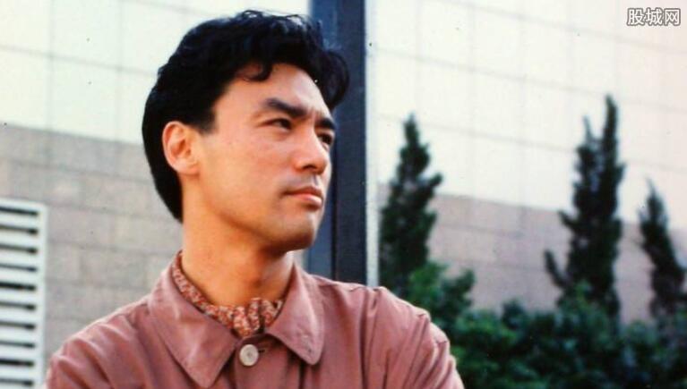 钟镇涛为什么破产,为什么钟镇涛叫(钟镇涛出了什么事)