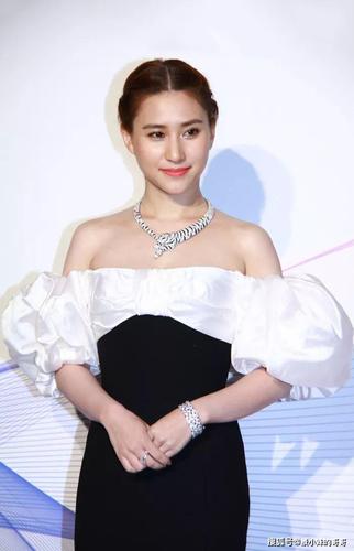 何超仪,hechaoyi(何超仪老公陈子聪) 何超仪,hechaoyi(何超仪老公陈子聪)