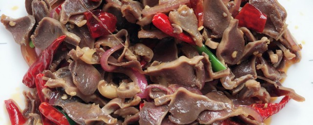 鸡胗的功效与作用禁忌是什么(鸡嗉的功效和副作用)