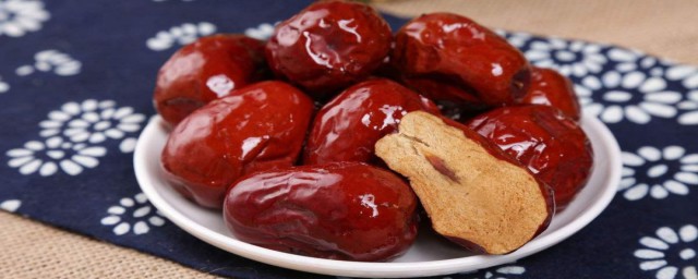 吃三蒸三凉的大枣禁忌有什么(大枣三蒸三凉有什么效果)