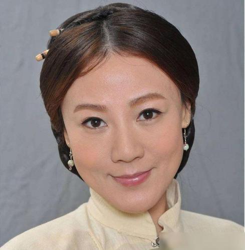 马赛艳舞，赛马曲舞蹈视频(赛马舞蹈视频完整版儿童)