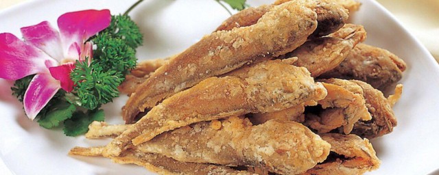 糖醋干炸小黄鱼做法(干炸小黄鱼做法窍门)