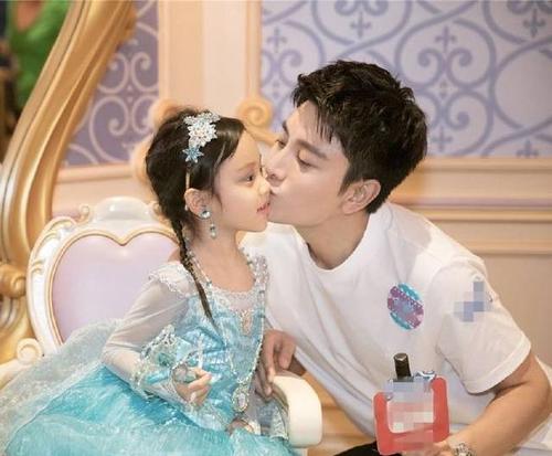 贾乃亮姐姐发文，李小璐与薛之谦事(贾乃亮回复李小璐)