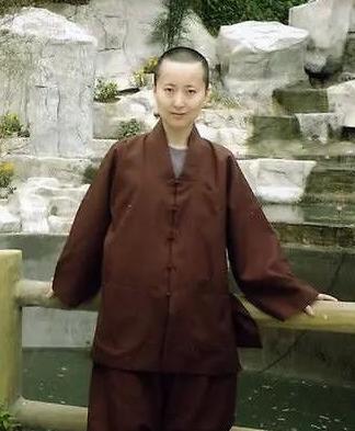 陈晓旭丈夫，陈晓旭的面相解析(陈晓旭的生平)