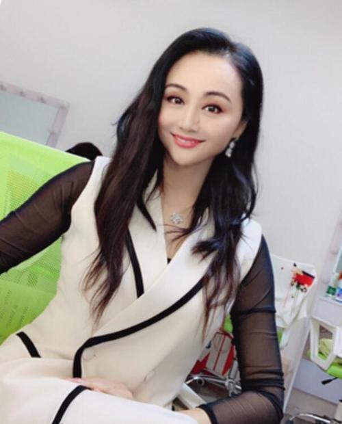 曹颖图片 元宇宙bod