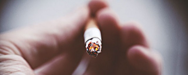 戒烟一段时间后身体有何变化(戒烟半年后身体会出现什么样的变化)