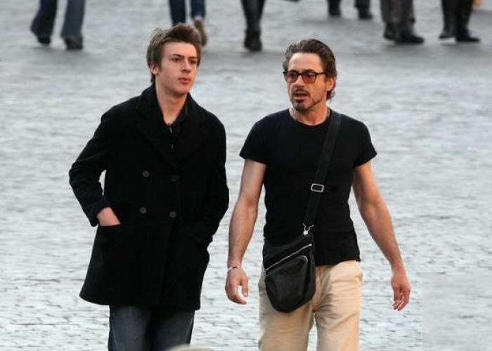 小罗伯特唐尼儿子，唐尼片酬为什么(小鲁伯特唐尼片酬)