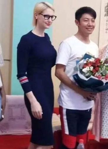 撒贝宁新女友,撒贝宁和章子怡分手(章子怡跟撒贝宁哪年分手) 撒贝宁新女友,撒贝宁和章子怡分手(章子怡跟撒贝宁哪年分手)