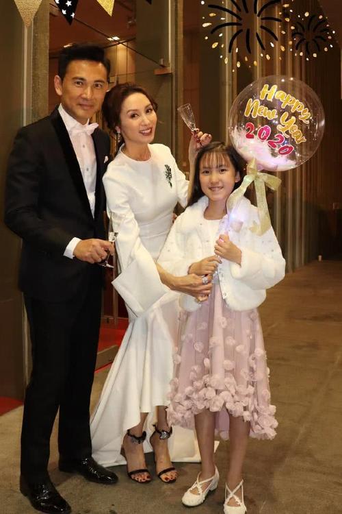 林文龙郭可盈，港星林文龙老婆(郭可盈与林文龙为什么没分手)