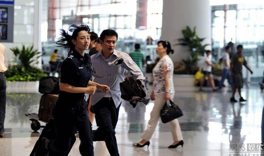 文章和白百合的电影,文章和白百何(白百合和文章拍得电影)