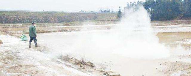调节土壤的酸碱度杀虫预防的作用(常用于改良碱性土壤的酸)