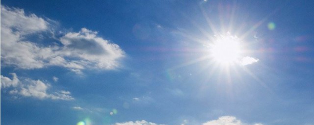 说明什么呢(一个男人跟你哭穷说明什么呢)