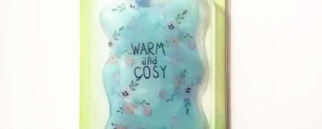 里面有个金属片和液体掰一掰会发热是什么原理?(按一下金属片就发热的)