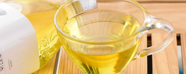 亚麻籽油的好处非常多(经常食用亚麻籽油有什么好处)