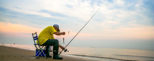 受什么影响(受什么影响,中国传统陶瓷造型)