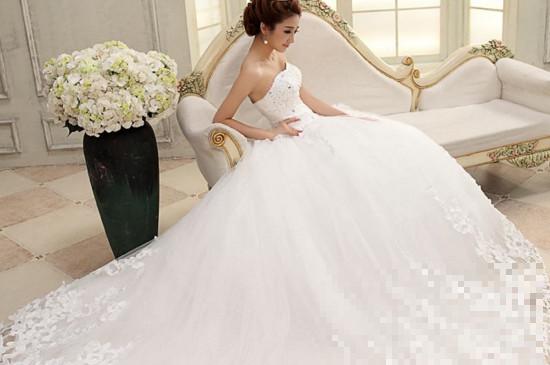 婚纱可以穿两次吗(同一件婚纱不能穿两次吗) 婚纱可以穿两次吗(同一件婚纱不能穿两次吗)