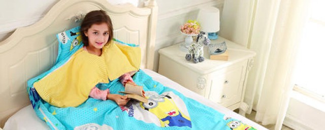 要考虑睡袋的厚薄问题(睡袋厚点好还是薄点好啊)