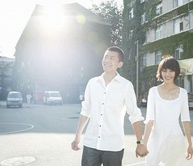 夏雨袁泉结婚照，袁泉夏雨一家三口(夏雨袁泉什么时候结的婚)