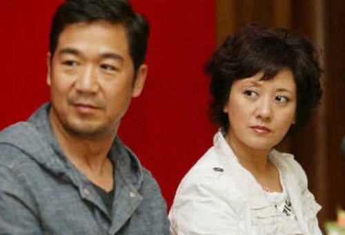 张默的母亲,张默老婆哪里人(张默的父亲)