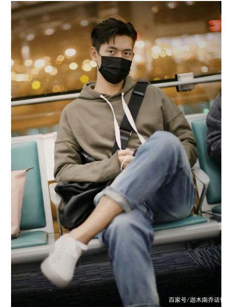 李现12厘米，李现参加跑男(李现参加过奔跑吧吗)