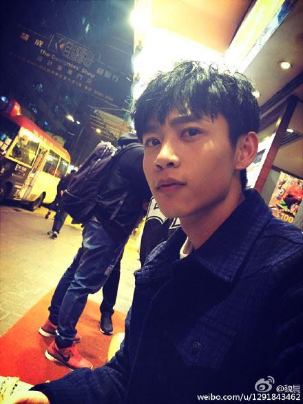魏晨图片,男明星小时候图片(魏晨的照片大全帅气)