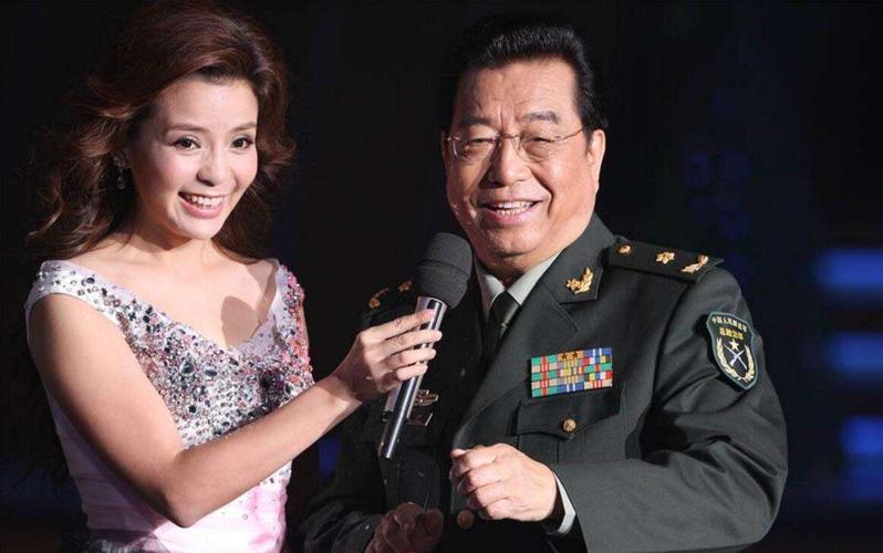 李双江前妻李贺近照,李双江老婆丁(李双江和李贺 照片) 李双江前妻李贺近照,李双江老婆丁(李双江和李贺 照片)