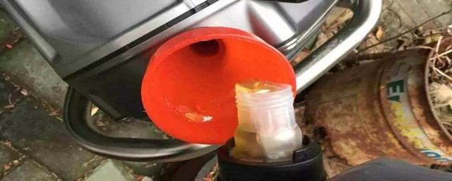 摩托车机油泵不上机油的原因(机油泵不上油怎么回事)