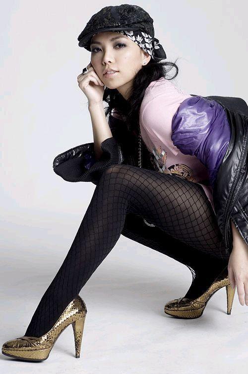 张惠妹何守正,张惠妹结婚生子了吗(张惠妹结婚了吗老公是谁吗)