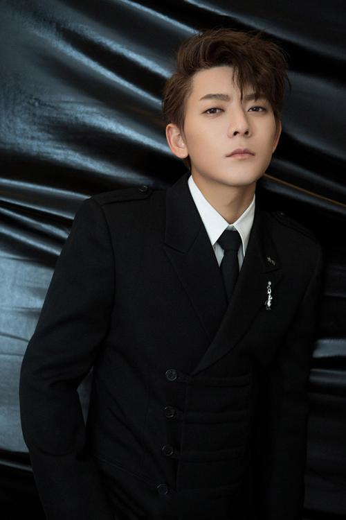 陈翔最帅的照片，中国最帅的十大男(陈翔太帅了)