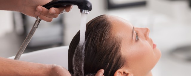 硫磺皂是什么(硫磺皂是什么做的)