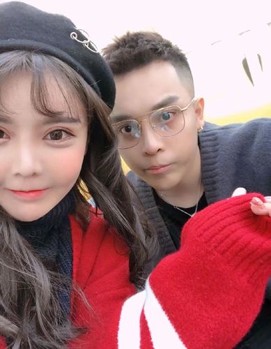 韩安冉小猪先生，韩安在小猪朋友(韩安冉和小猪先生怎么认识的)